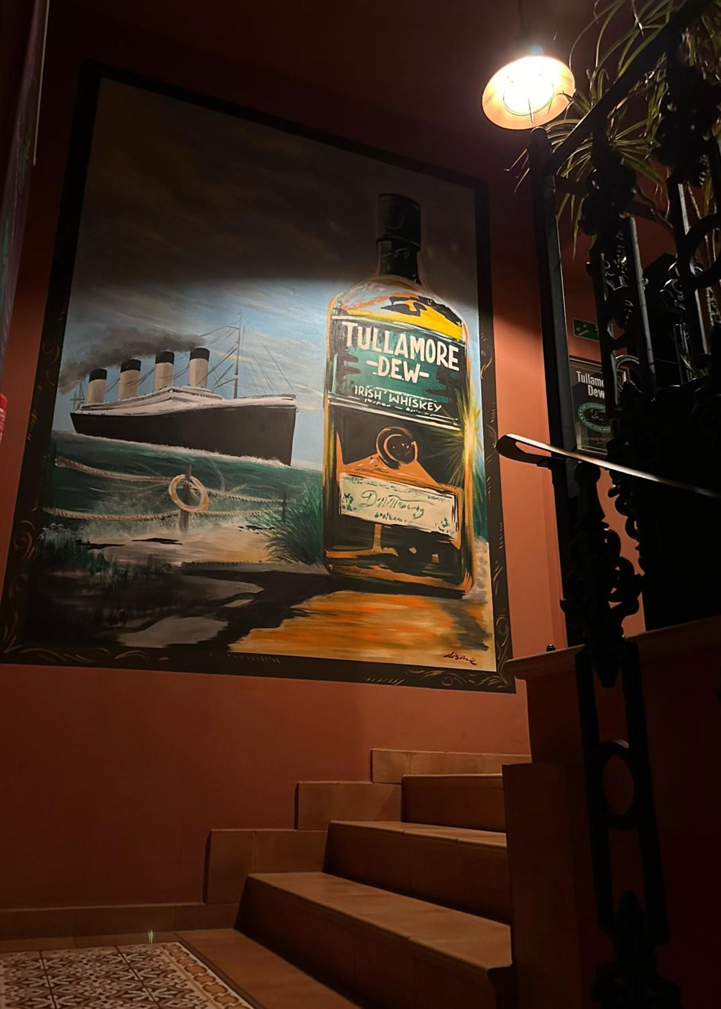 Shoemaker Irish Pub & Accommodation キェルツェ エクステリア 写真